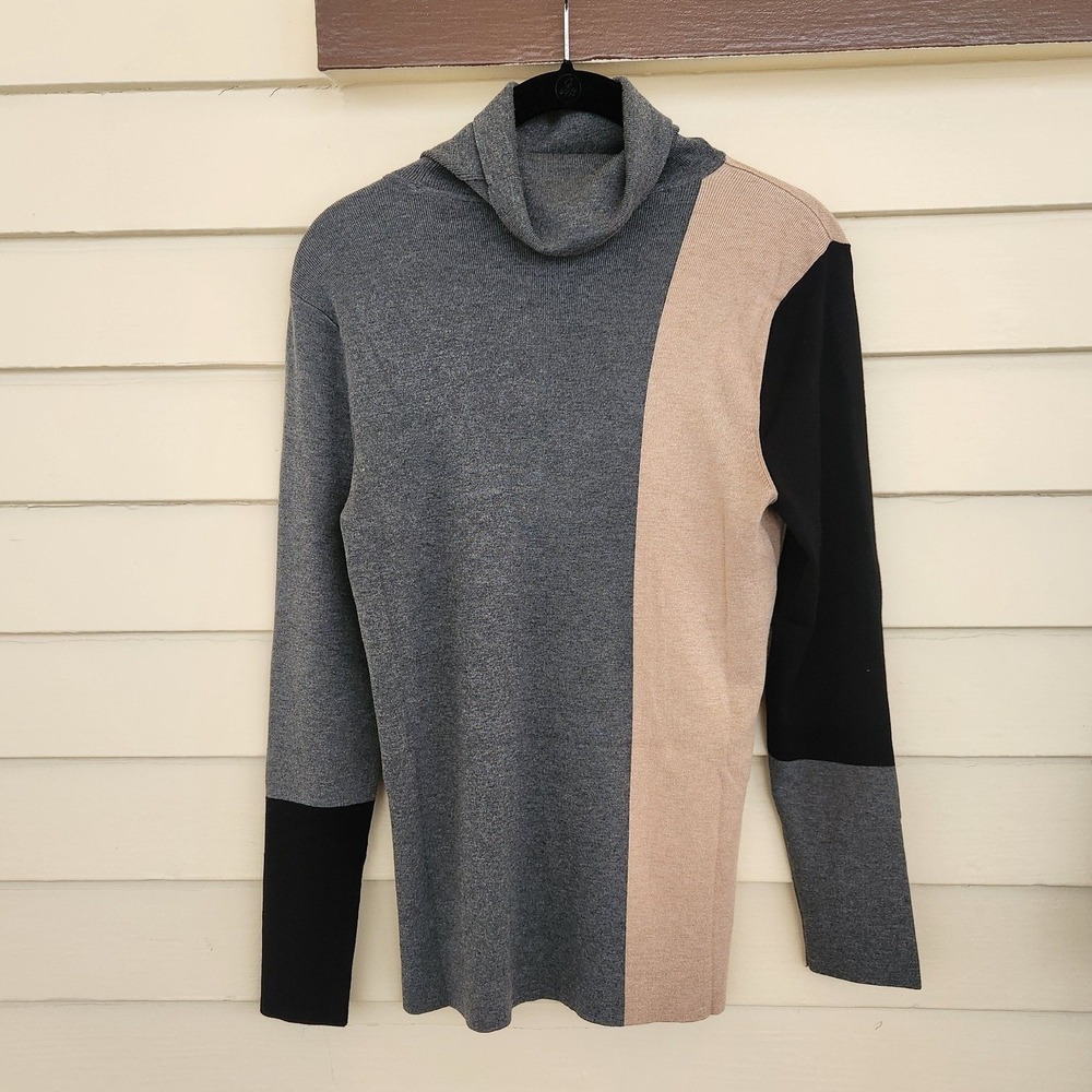 Chicos Colorblock Turtleneck Sweater Grey Tan Black Viscose Blend Size Medium